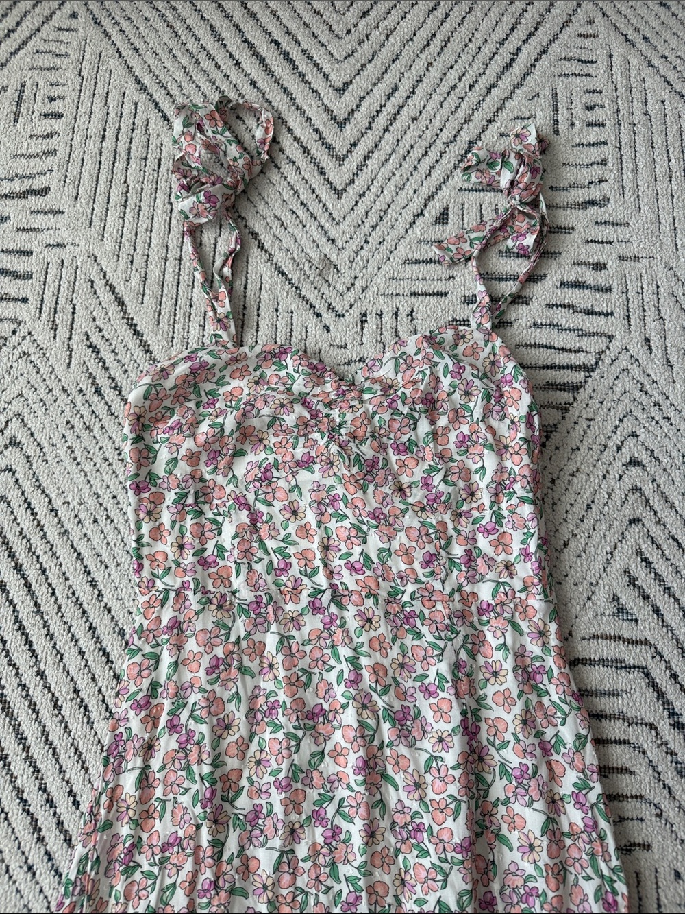 Brand New Lulu’s Floral Midi Dress - Picture 3 of 6